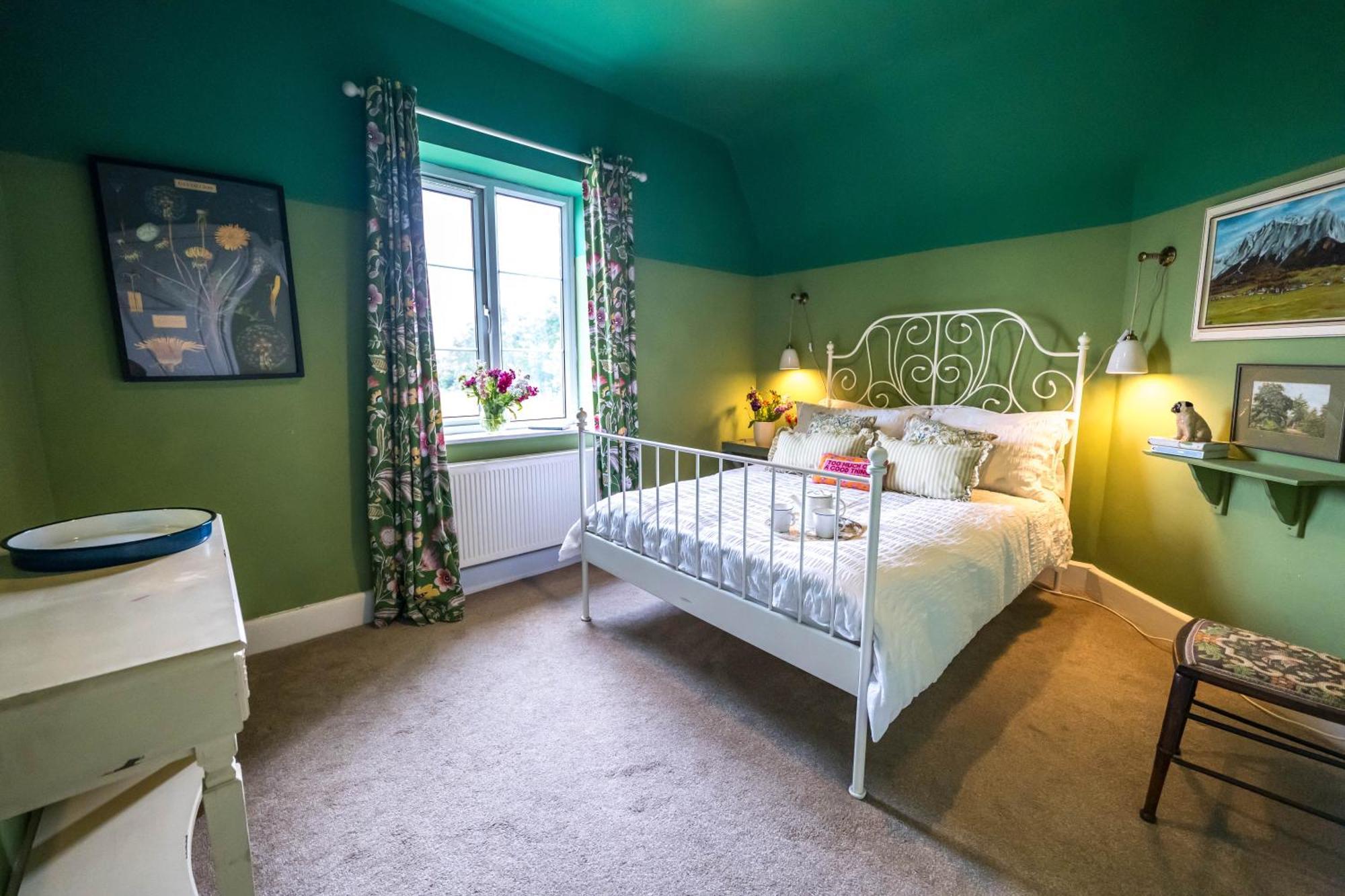 Large Country Cottage, Sleeps 8 - Spa Facilities, Garden Bar, Catering Services, Free Parking, Nature Reserve, Hen Parties Scunthorpe Zewnętrze zdjęcie
