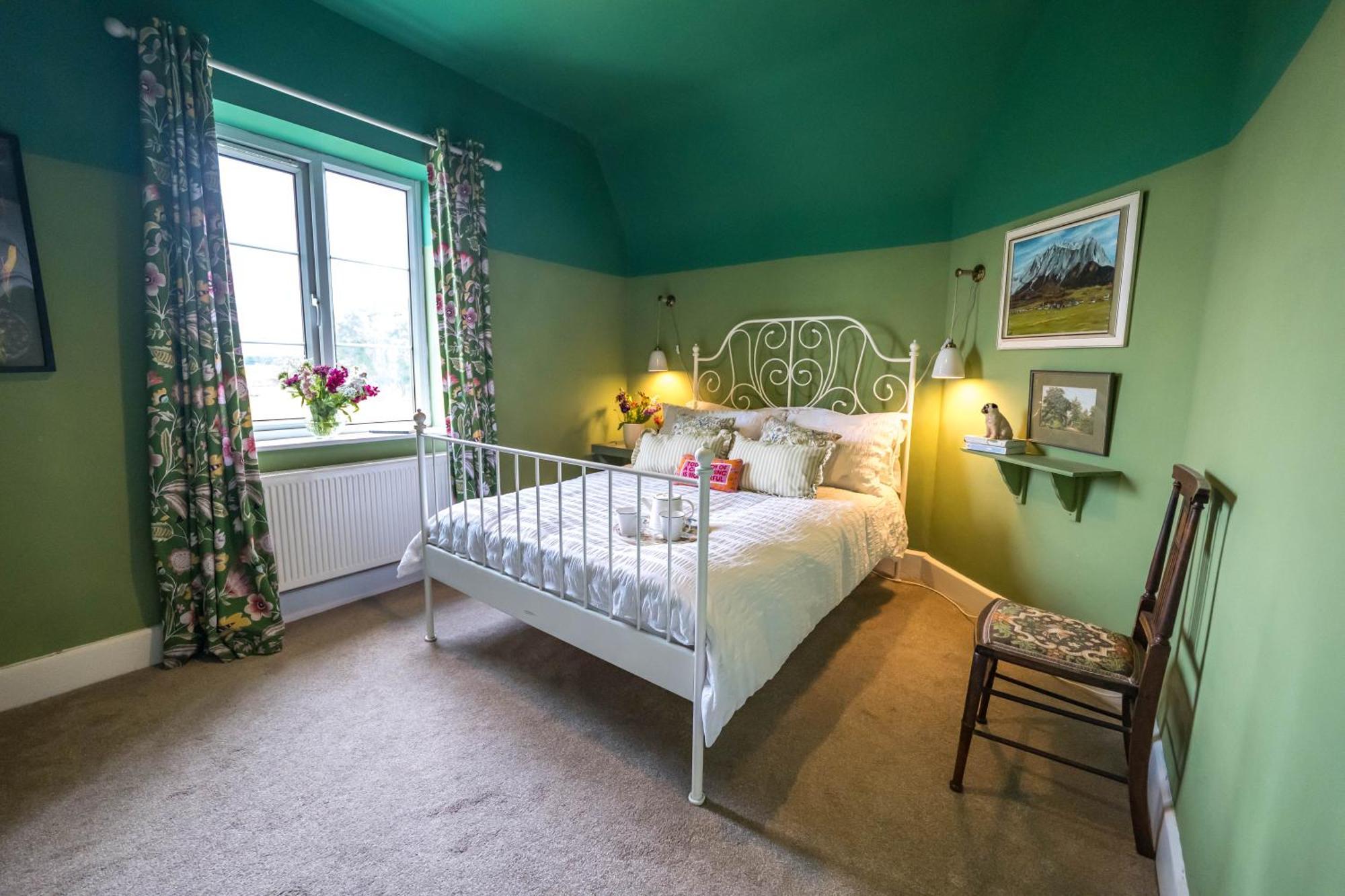Large Country Cottage, Sleeps 8 - Spa Facilities, Garden Bar, Catering Services, Free Parking, Nature Reserve, Hen Parties Scunthorpe Zewnętrze zdjęcie